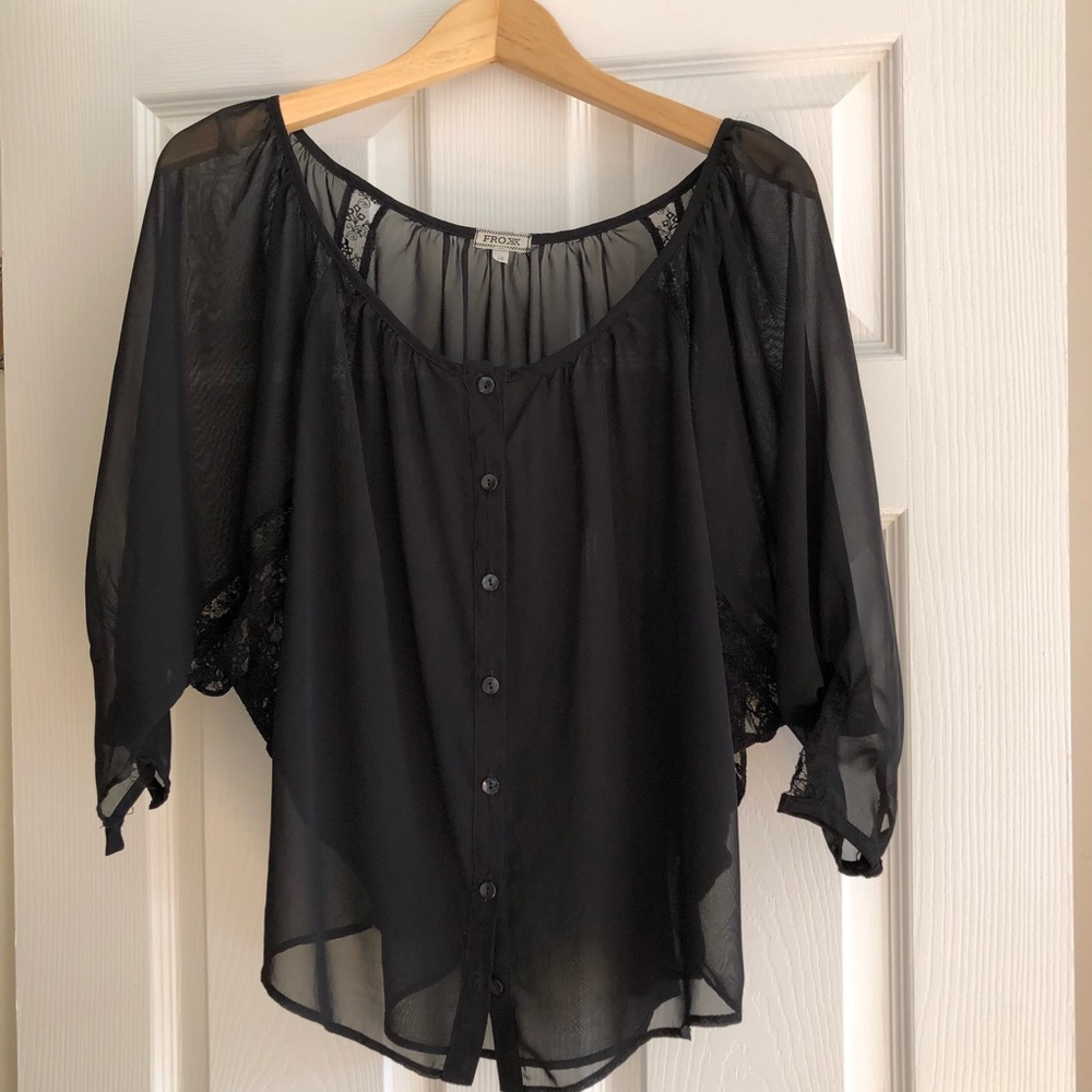FROXX SHEER BOHO LACE SLEEVE TOP